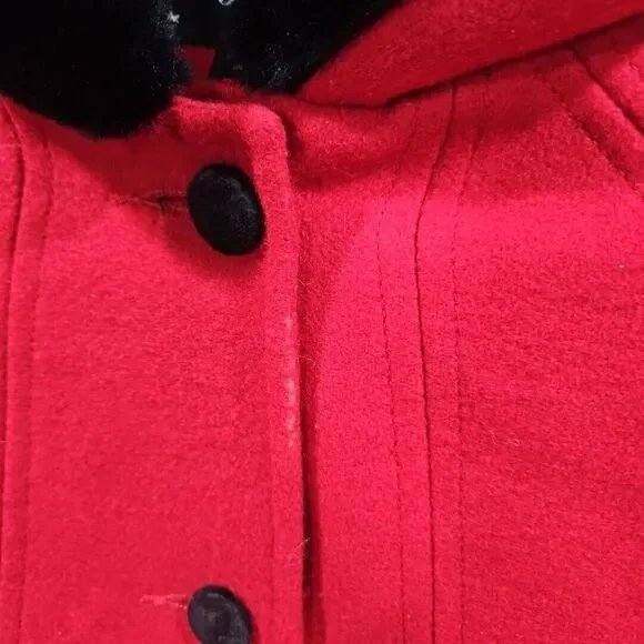 Stephanie Matthews Girls 100% Wool Red Jacket Coat Black Velvet Size 5 Long Hood